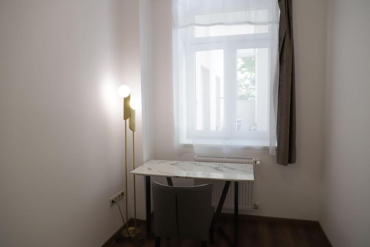 Krisztina 21 Apartment Будапеща Екстериор снимка