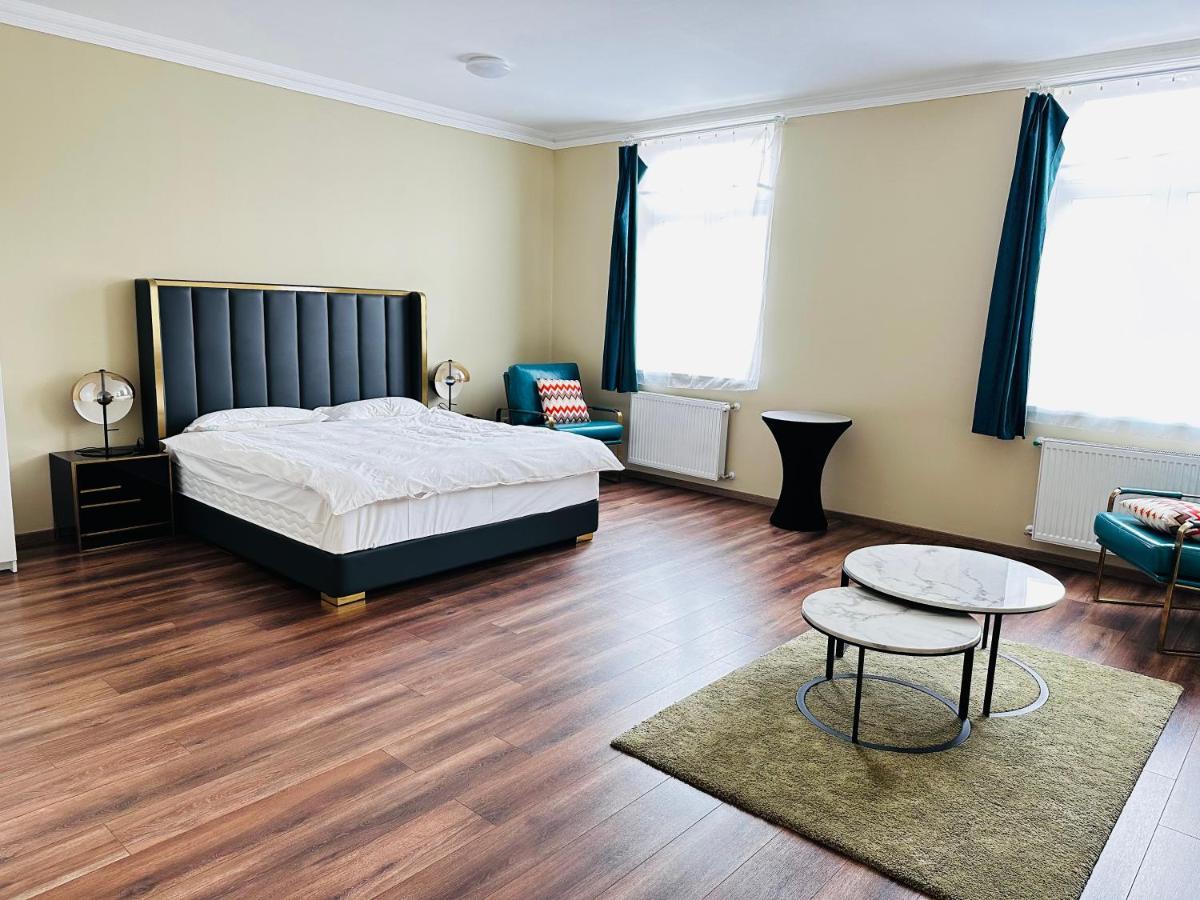 Krisztina 21 Apartment Будапеща Екстериор снимка