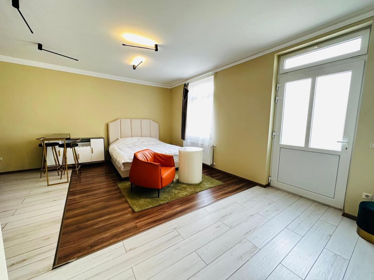 Krisztina 21 Apartment Будапеща Екстериор снимка